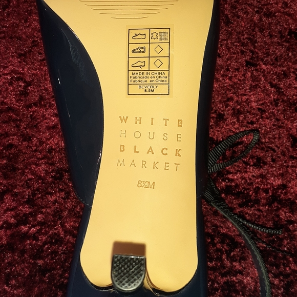 White House Black Market Navy Blue Heels - Picture 11 of 16
